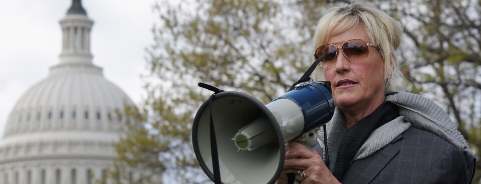 ‘Erin Brockovich’ Metal in Tap Water Likely Causes Cancer (1)